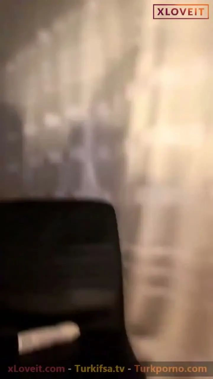 Kimsesiz Ebru ifşa Parfüm şişesine sakso çekti — Kimsesiz Ebru — Canlı Yayınlar
