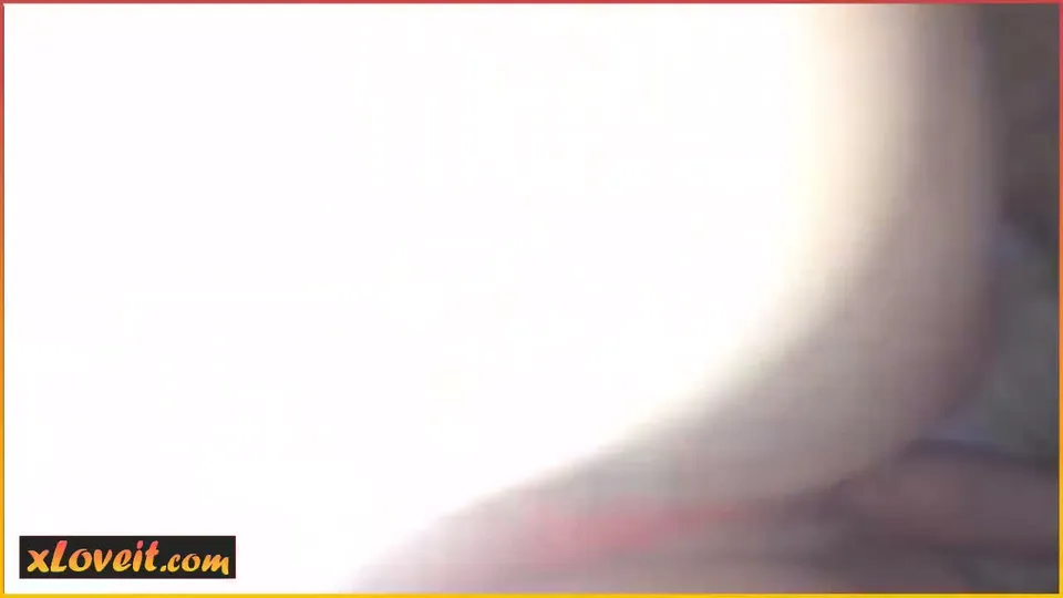 Liseli çıtırı yatırmış sikiyor — Amatör Porno