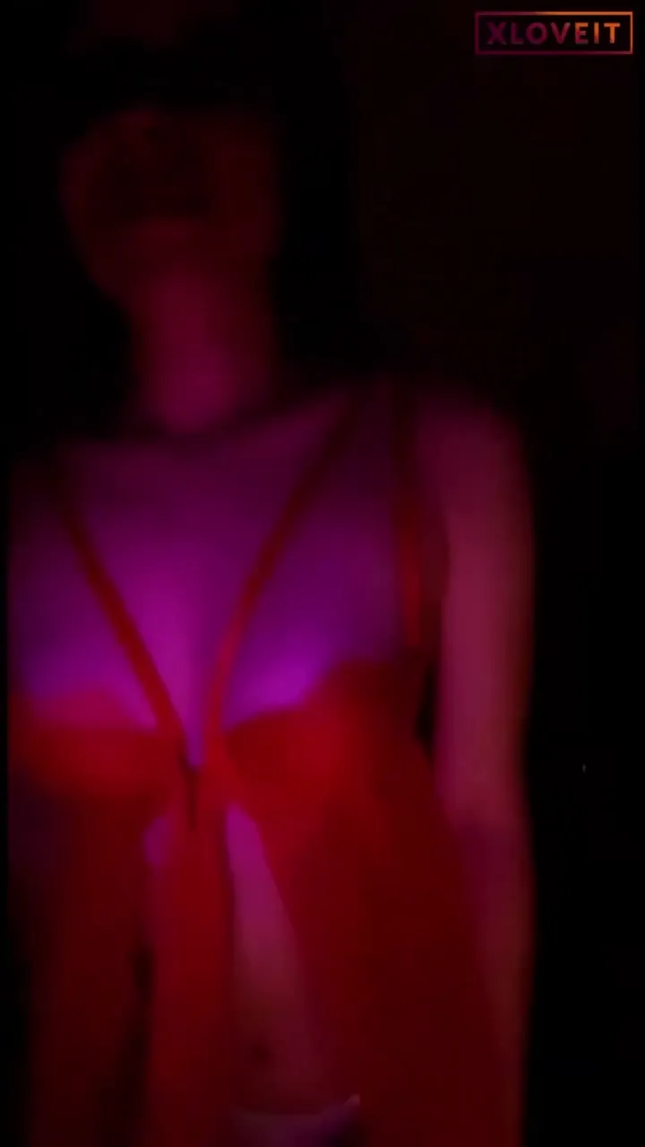 Melek Bebek ifşa Seksi hatundan harika yayın seyret — Canlı Yayınlar