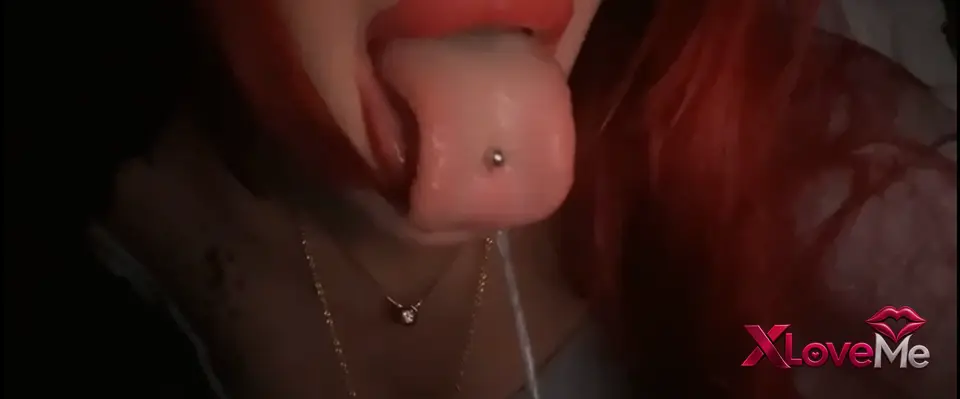 Mericeyn Porno Arabada sakso çekip ağzına boşalttı — Tango Mericeyn — Amatör Porno