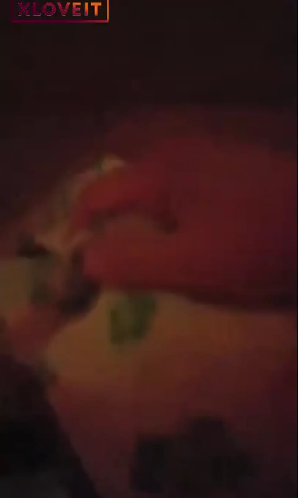 Şalvarlı kadını sikiyor — Amatör Porno