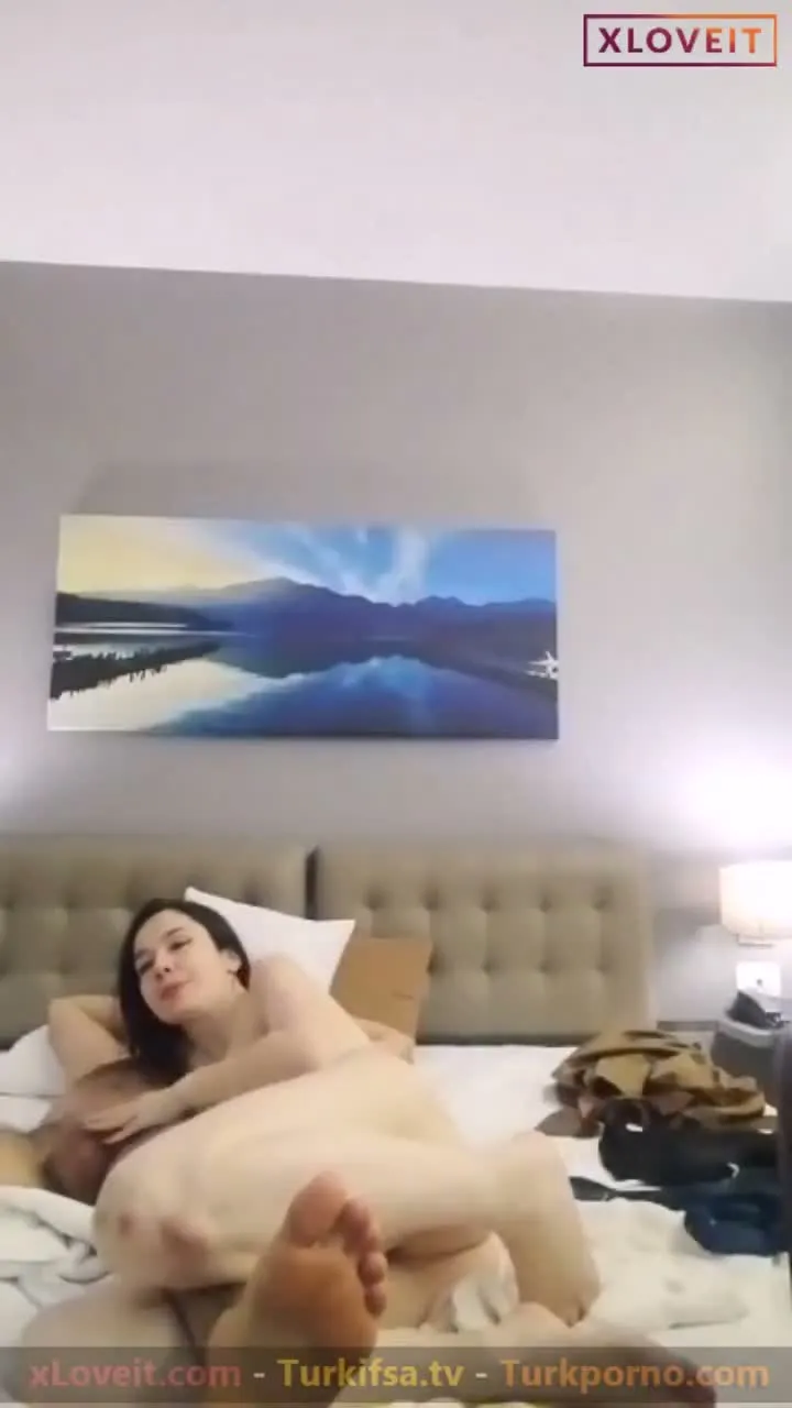 Sarhoş Porno Rapunzel istemeye istemeye sakso çekip sikildi — Sarhoş — Amatör Porno