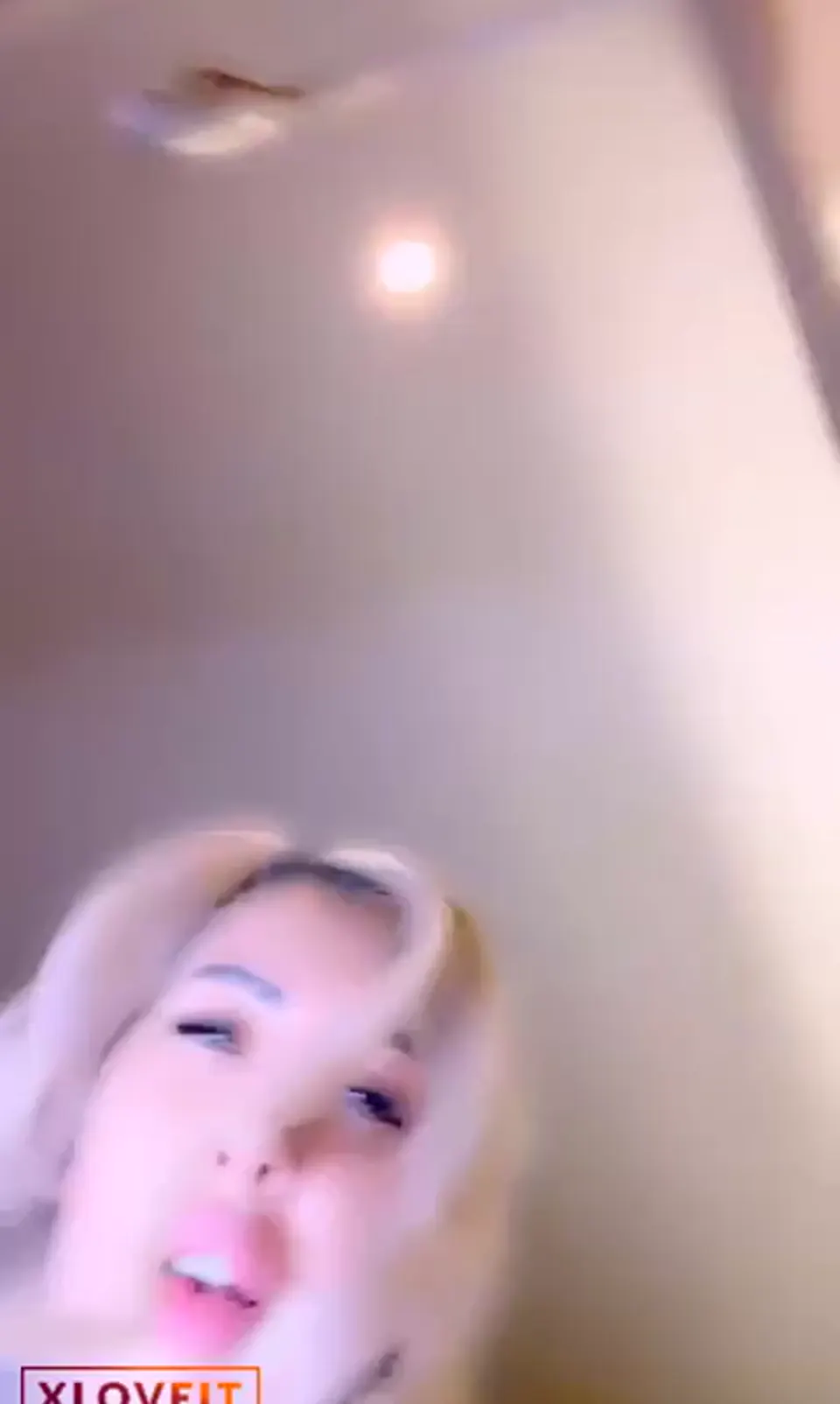 Sarı hatunu bağırta bağırta sikti — Amatör Porno