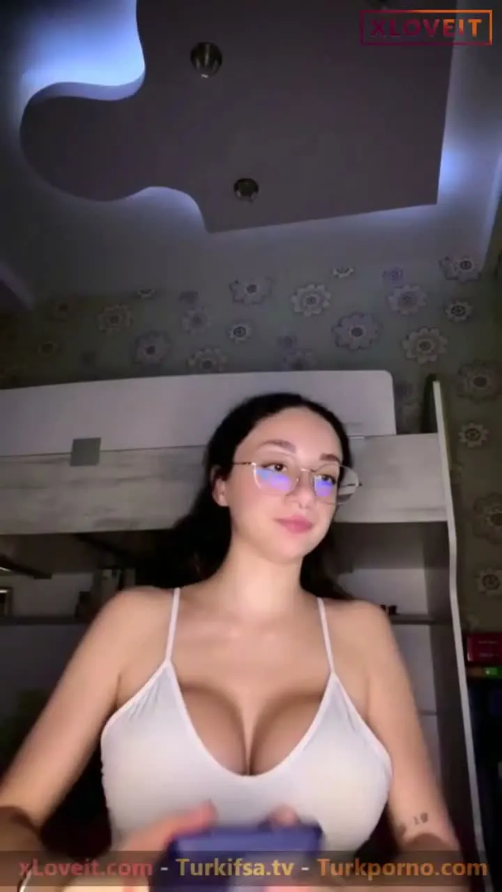 Ayla ifşa Beyaz iç çamaşırlı canlı yayın videosu — Tango Ayla — Canlı Yayınlar