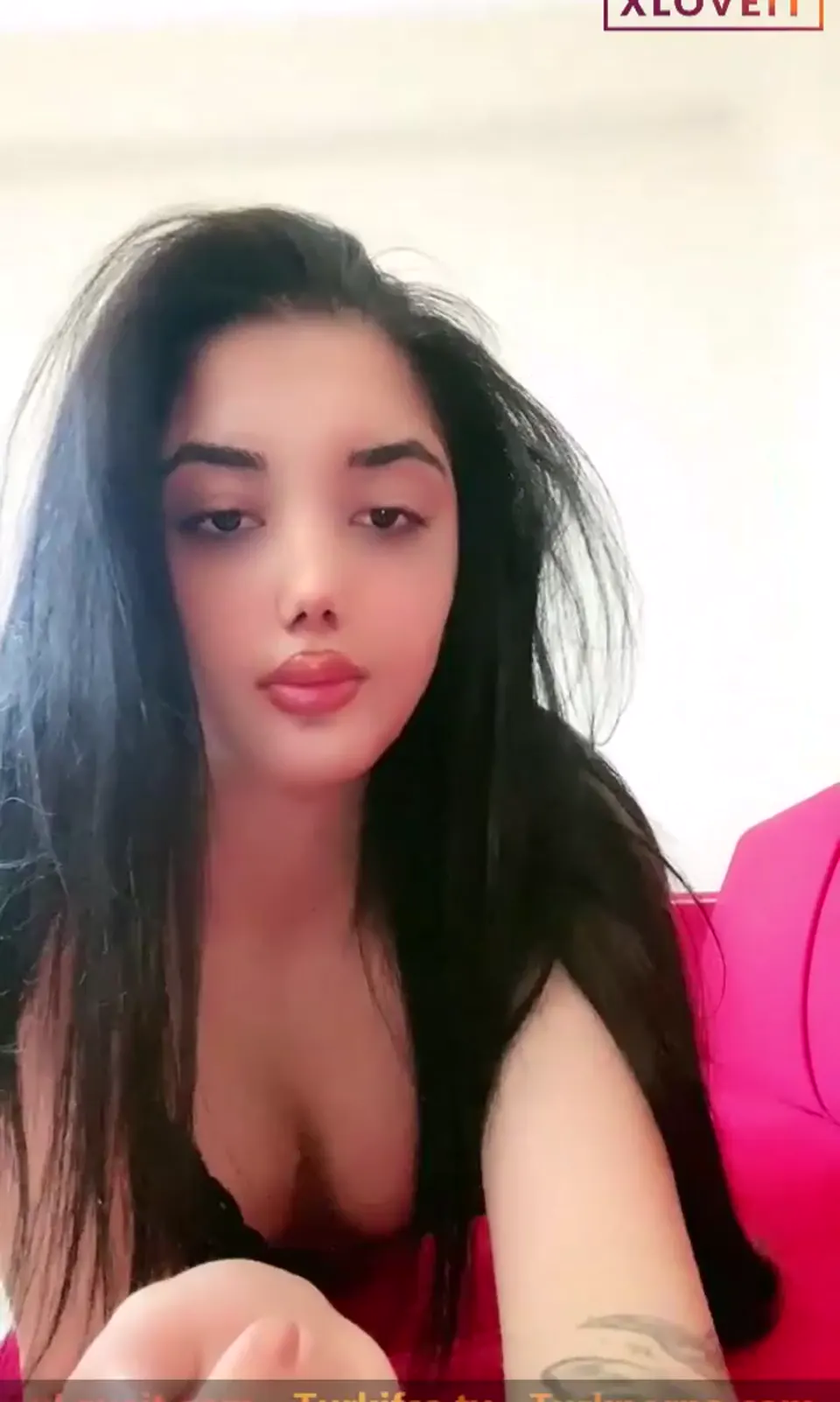 Tango Kara Kedi ifşa Sexy ateşli kızın nude yayını — Canlı Yayınlar