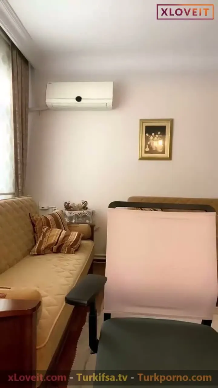 Tango Su ifşa Büyük meme büyük götlü hatunun canlı yayını — Tango Su — Canlı Yayınlar