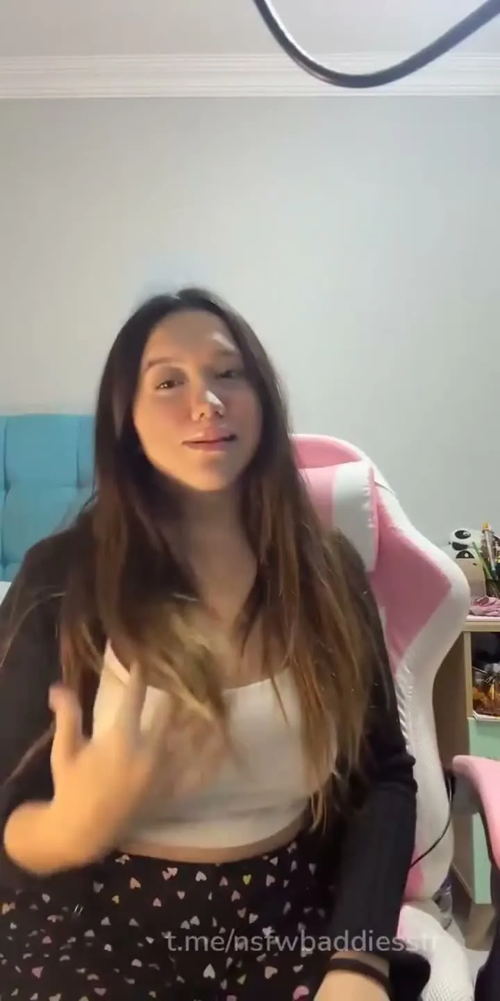 Tiktok Kahvegözlü ifşa Masum koca memeli hatun — Canlı Yayınlar