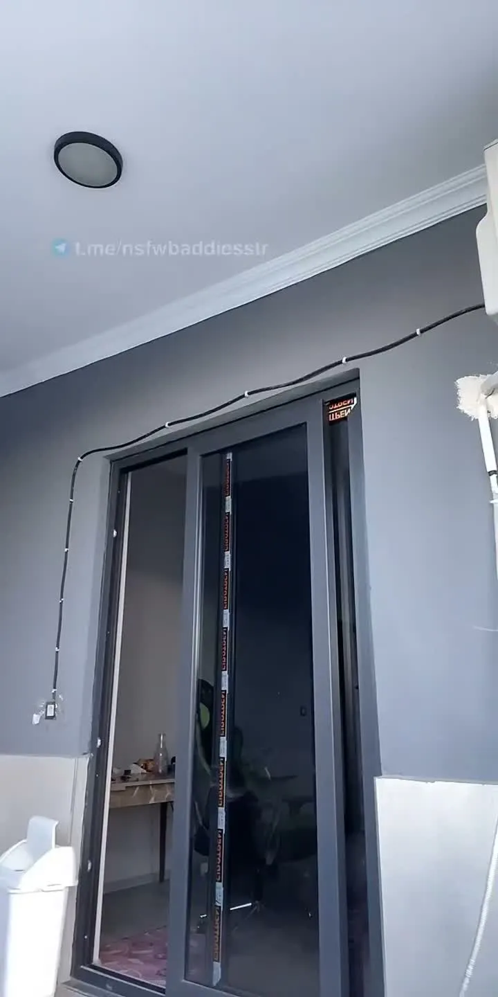 Tiktok Zln ifşa Büyük memeli balkonda yayında — Canlı Yayınlar
