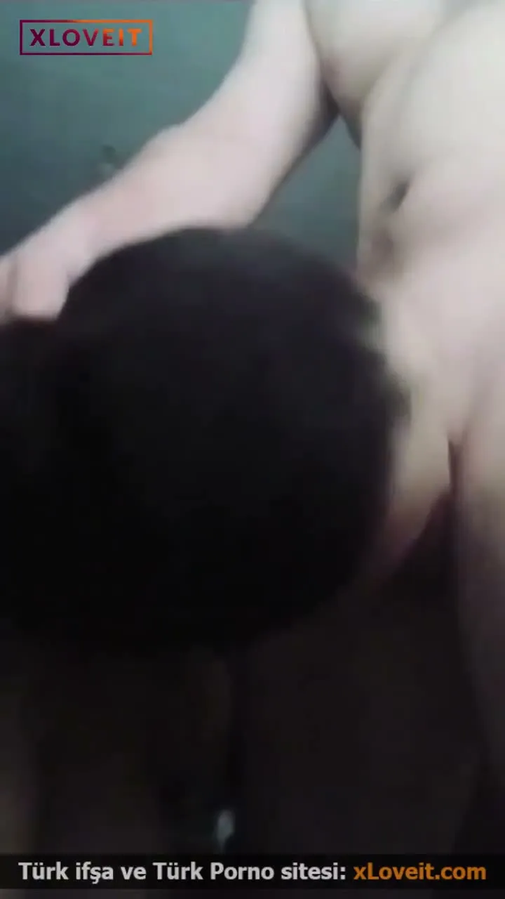 Türk porno Aynur sakso seks — Amatör Porno